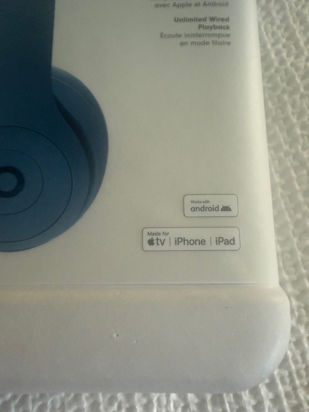 Beats Solo 4 Headphones - Blue - Picture 3 of 3